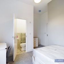 Borough Road, Middlesbrough - Photo 1