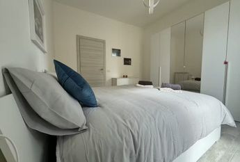 Via degli Olivi, Rome, Lazio 00171