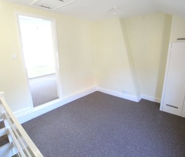 2 bedroom house to rent - Photo 3