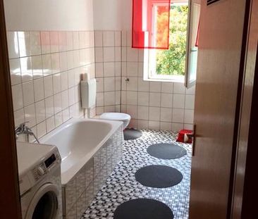 3 Zimmer Mietwohnung mit Einbauküche in der Landwehrstraße - Foto 1
