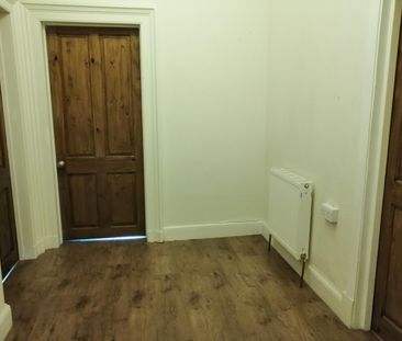 2 Bed Flat, St. Aidans Terrace, CH43 - Photo 1