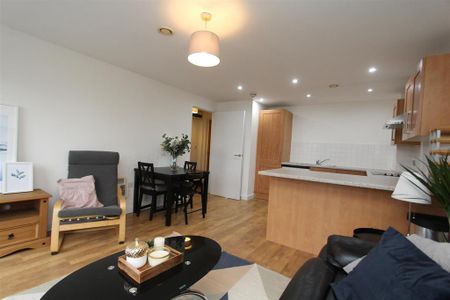 1 bedroom flat to rent - Photo 3