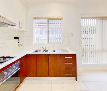 Cosy Villa Unit - Photo 1