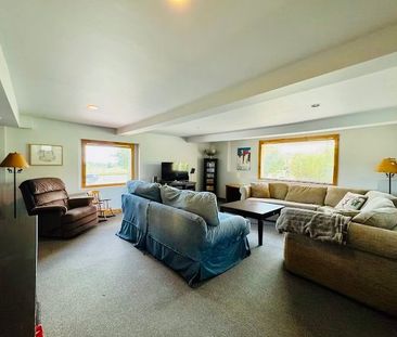 For Lease - 569513 6th Side Road, Blue Mountains, Ontario - Photo 1