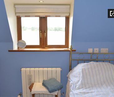 Room for rent in 5-bedroom apartment in Portmarnock, Dublin - Photo 3