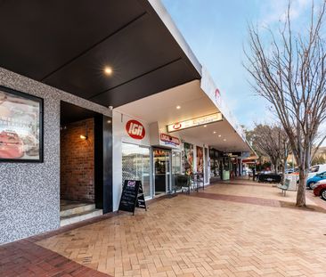 Single level. Private. Convenient. - Photo 6