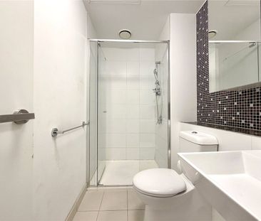 UNFURNISHED FLOORBOARD TWO BEDROOM LOCATED IN UPPER WEST SIDE - MEL... - Photo 6