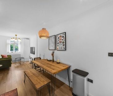 2 bedroom ground floor flat to rent - Photo 1