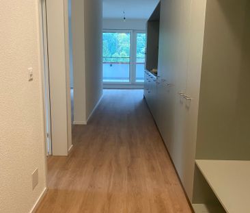 2.5 Zimmer, 80 m², 4. Stock - Foto 2