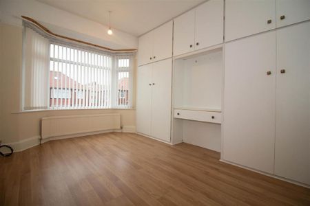3 bedroom semi-detached house to rent - Photo 5