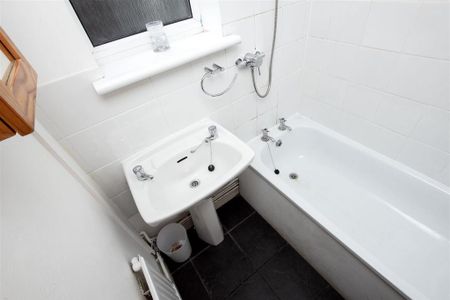 7 bedroom house to rent - Photo 3