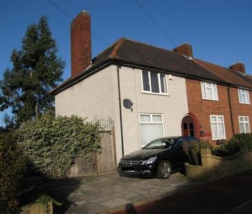 2 bedroom end of terrace house to rent - Photo 5