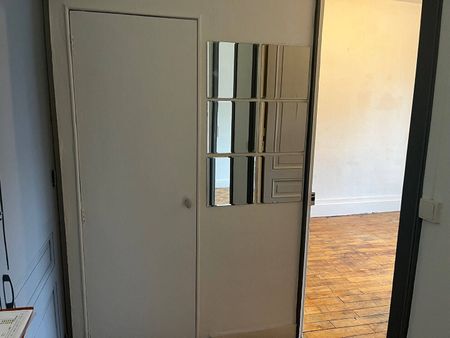 Appartement 1 pièce – VILLEURBANNE - Photo 2