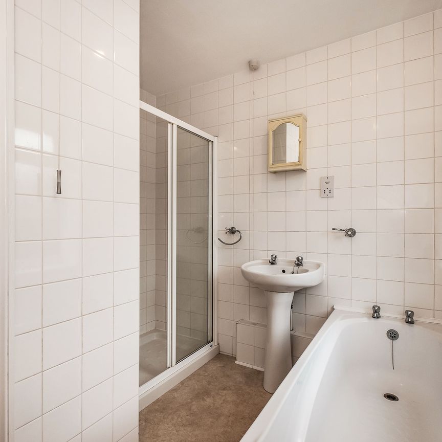 2 bedroom detached to rent Sunny Close - Photo 1