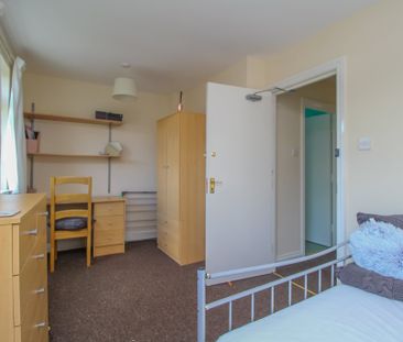 Daniel Street, Cardiff - Photo 3