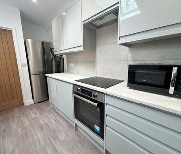 1 bedroom in a house share to rent - Photo 4