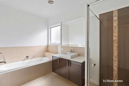 6 Russet Road, RINGWOOD EAST - Photo 5