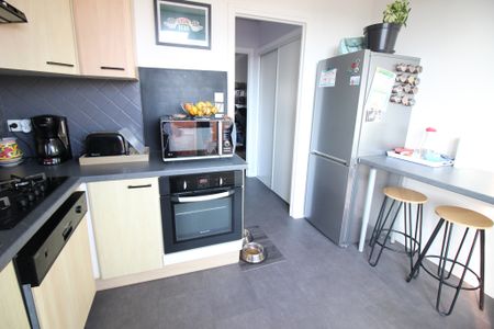 Location Appartement 3 pièces 69m² LIMOGES 87000 - Photo 3