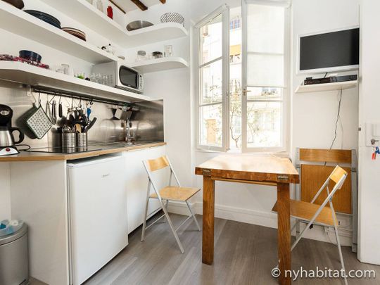 Logement à Paris, Location meublée - Photo 1