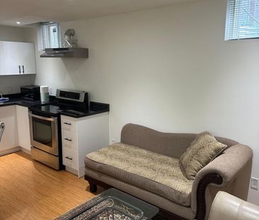 For Lease - 5415 Longford Drive, Mississauga, Ontario - Photo 3