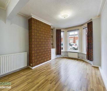 38 Hillview Avenue, Belfast, BT5 6JR - Photo 1