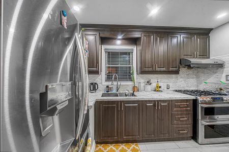 For Lease - 105 Silurian Road Unit# Main, Toronto, Ontario - Photo 2