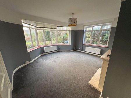 3 bedroom detached bungalow to rent - Photo 2