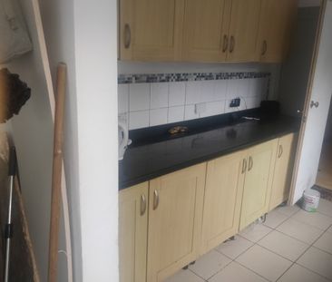 Room in a Shared House, Selby Road, E13 - Photo 2