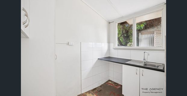 Classic Home with Expansive Outdoor Space - Photo 1