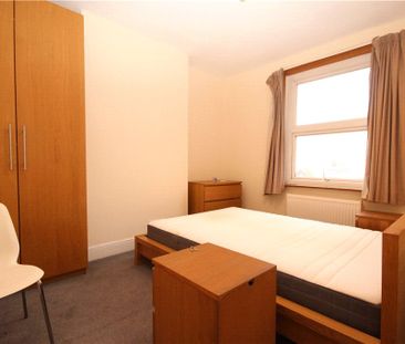 Guildford Park Road, Guildford, Surrey, GU2 7NA - Photo 4
