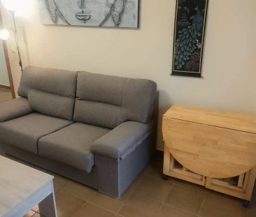 Apartamento de alquiler en Calle Fuertes Acevedo, 45, Buenavista - Photo 3