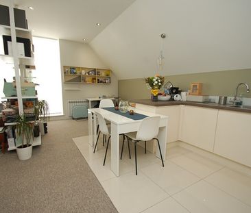 Churchfield House, Churchfield Road,SL9 - Photo 3