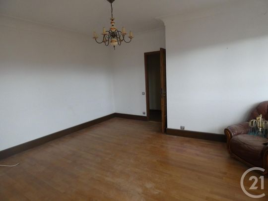 Location Appartement 4 pièces 90m² SOUILLAC 46200 - Photo 1