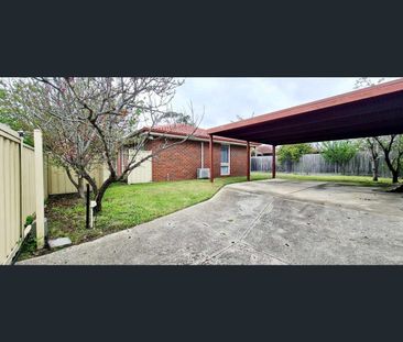 23 Rosella Avenue, Clarinda, Vic 3169 - Photo 2