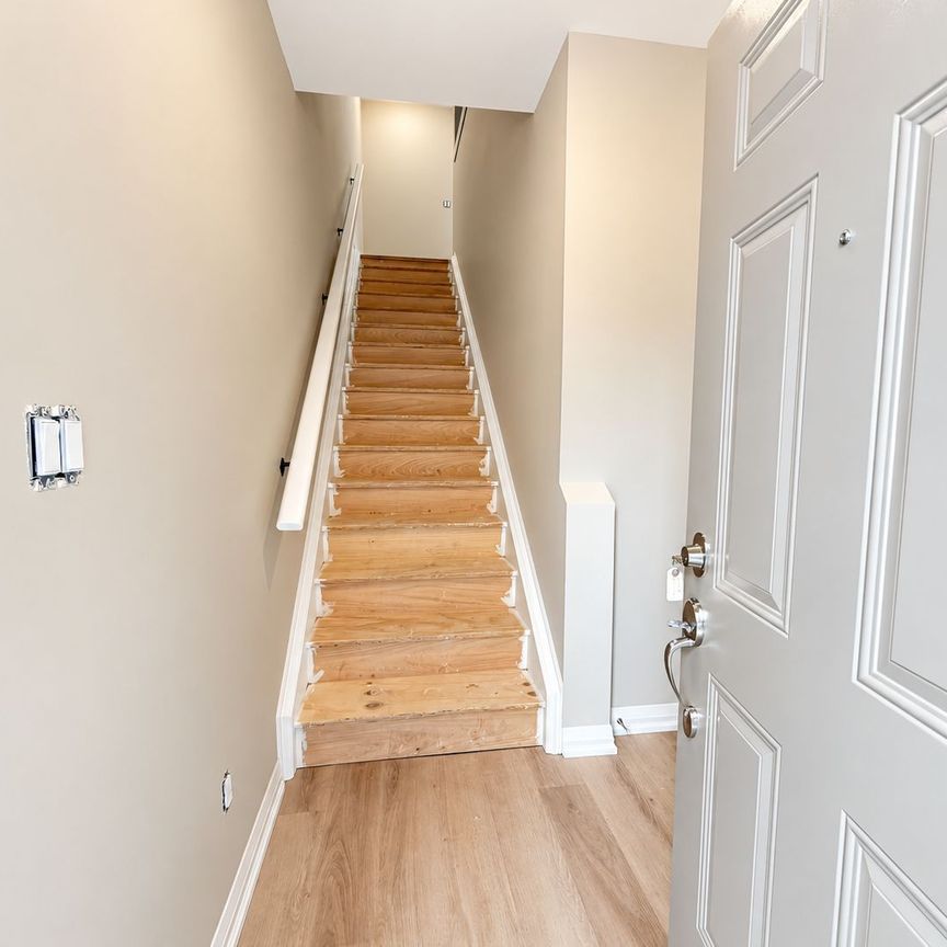 For Lease - 1 Riverdale Drive Unit# 7, Wasaga Beach, Ontario - Photo 1