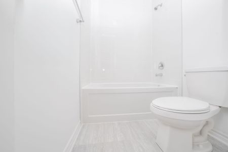 For Lease - 3430 Braeside Way, Pickering, Ontario - Photo 3