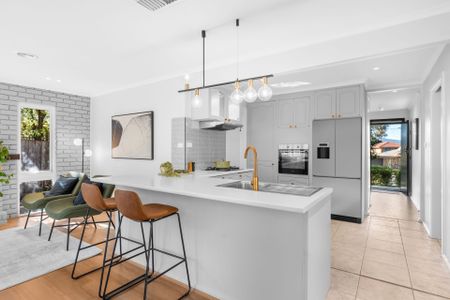 Effortless Living in a Prime Bayswater Pocket - Photo 2