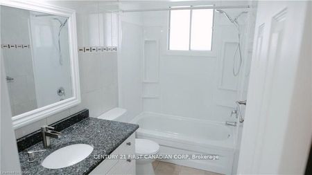 For Lease - 1072 Jalna Boulevard Unit# MAIN, London South, Ontario - Photo 3