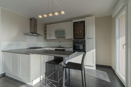 Location Appartement 3 pièces 73m² POISY 74330 - Photo 4