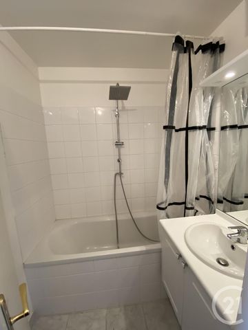 Location Appartement 2 pièces 42m² BEUZEVILLE 27210 - Photo 2