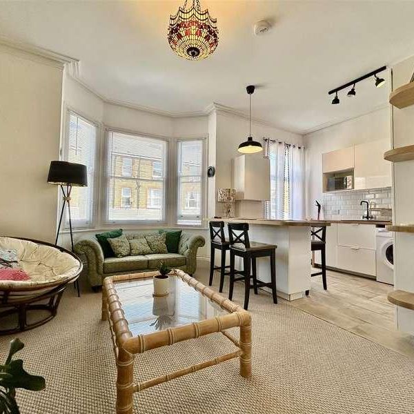 Ethelbert Square, Westgate-on-sea, CT8 - Photo 1
