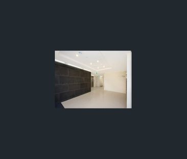 Modern and Convenient: Fully furnished 1 Bedroom Apartment for Stud... - Photo 3