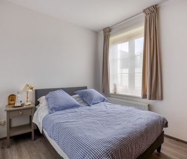 Prachtig gelijkvloers appartement met ruime tuin - Photo 2