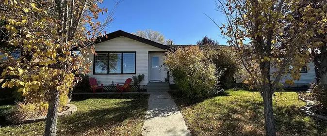 Hot Tub Bungalow | Calgary - Photo 1