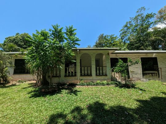 LARGE HOME!!!! - Photo 1