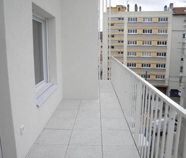 Location Appartement 3 pièces 57m² VILLEURBANNE 69100 - Photo 4