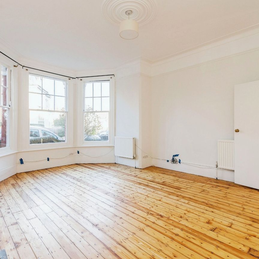 1 Bed Flat, Woodland Gardens, N10 - Photo 1