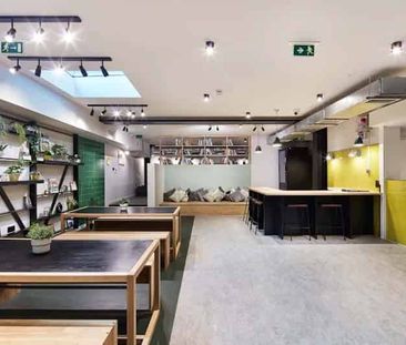 Premium Studio with Wet Room - Photo 6