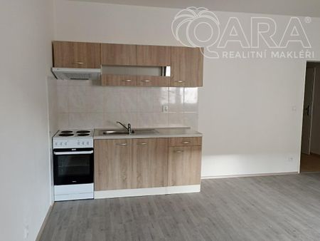 Pronájem bytu 2+kk 71 m2 - Fotografie 4