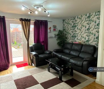 3 bedroom semi-detached house to rent - Photo 4